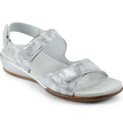 Hartwell Flat Sandals
